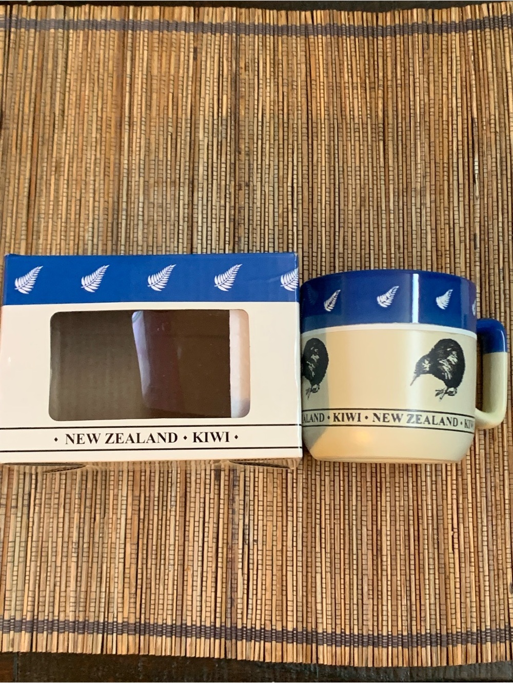 New Zealand Kiwi Ceramic Mug with Box - Blue & Cream. New, never used.